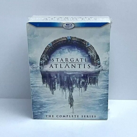 Stargate Atlatis The Complete Series Blu-Ray ~ 20-Disc Box Set ~ New/Sealed! - Picture 5 of 6
